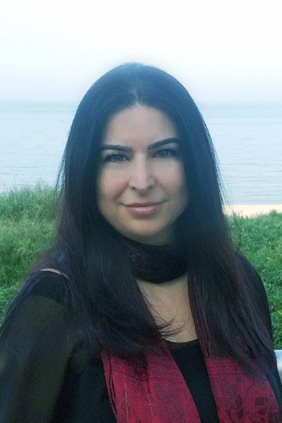 Zoya Zahabi
